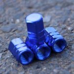 8 db hatszögletű kupak autós szelephez, alumínium ötvözet, hossz 1,8 cm, kék - Kép 8