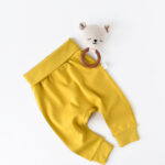 BabyCosy organikus pamut Uniszex nadrág világossárga (Méret: 6-9 hónap)