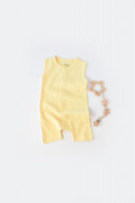 Ujjatlan jumpsuit és rövidnadrág - 100% organikus pamut - sárga, babycosy (méret: 18-24 hónap)